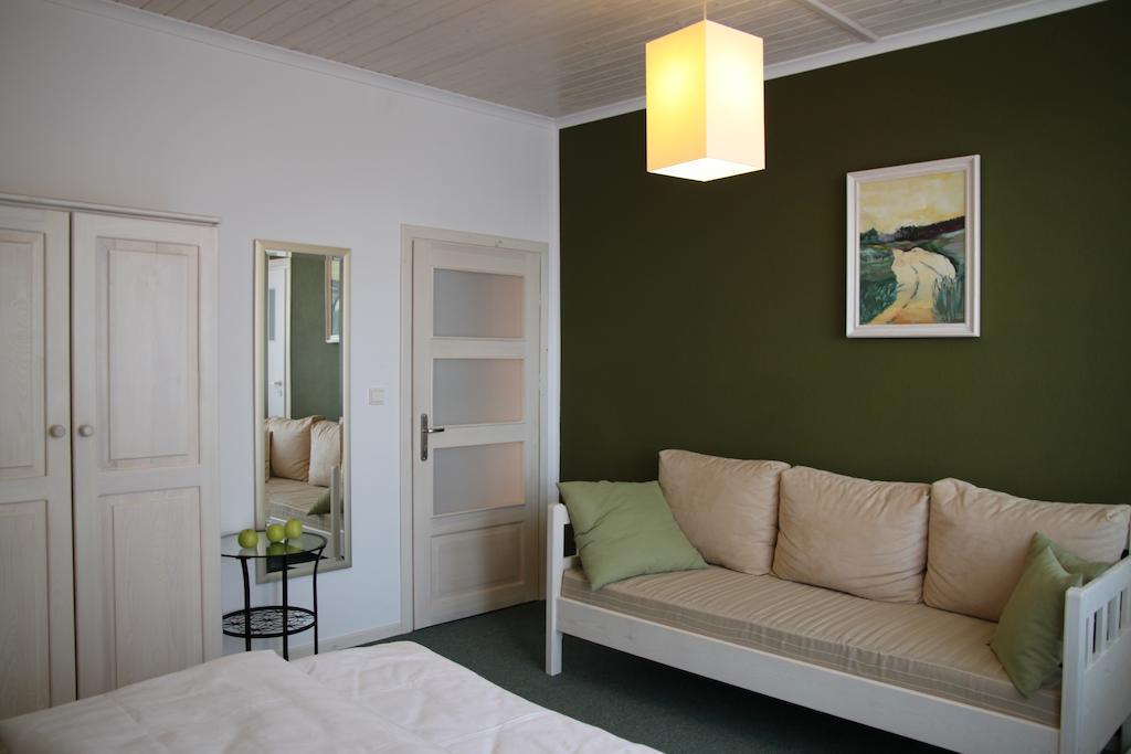 Libra Apartment Mikołajki Bilik gambar